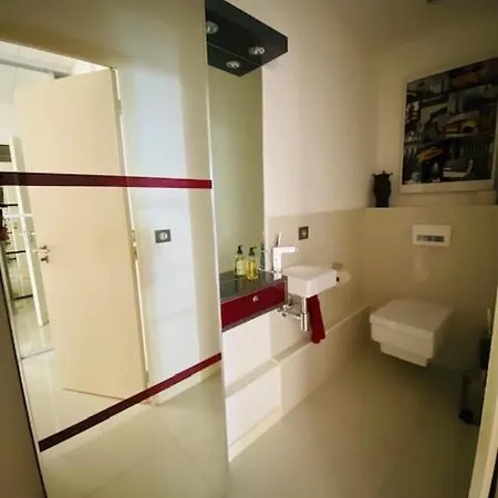 Le Grand Apartment *